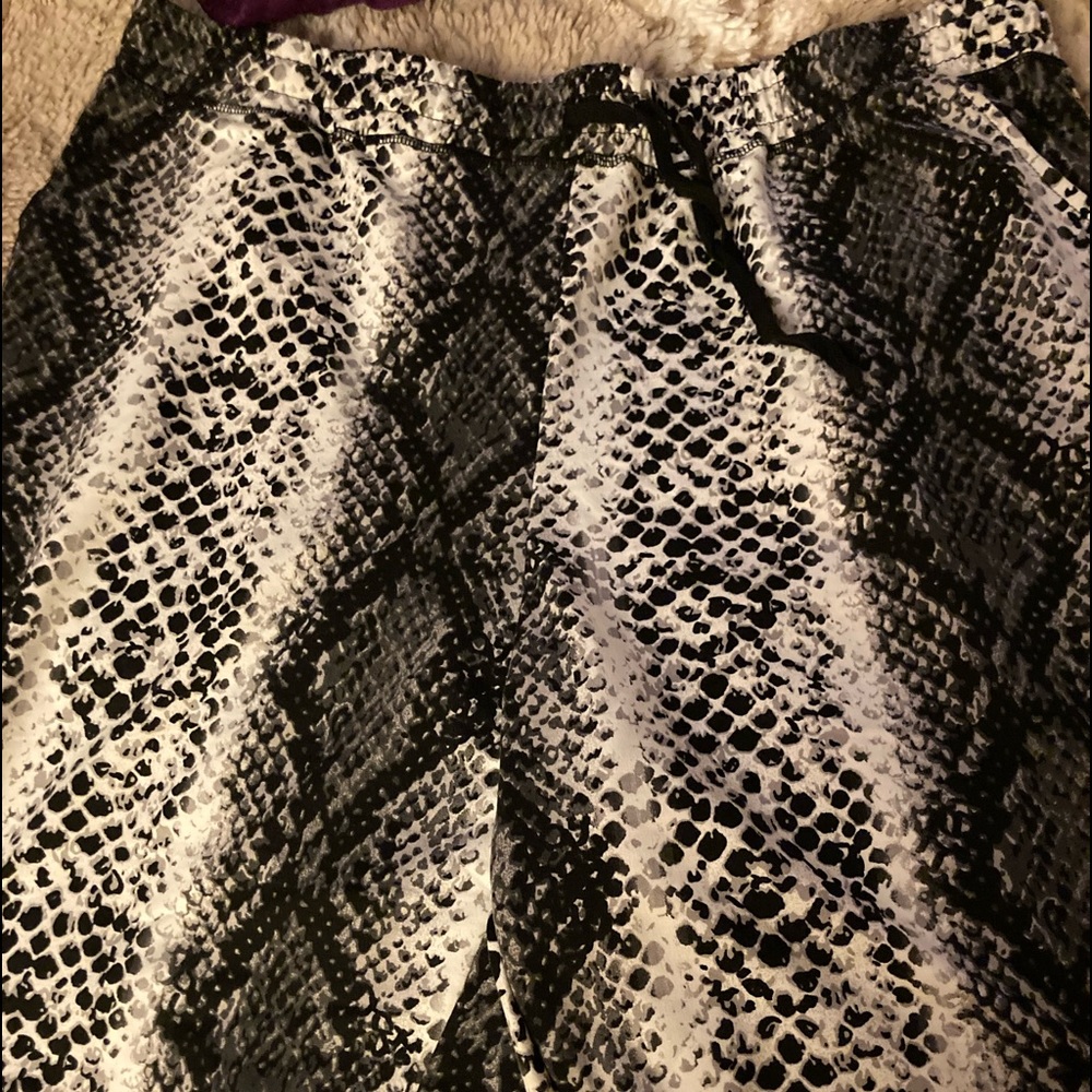 NWOT Lularoe Jamie Shorts